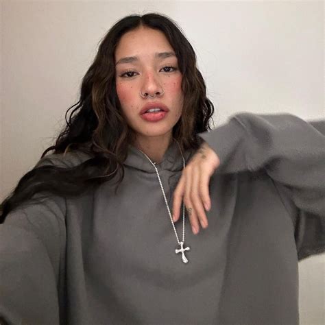 Selene (@sbamtj) on Instagram.